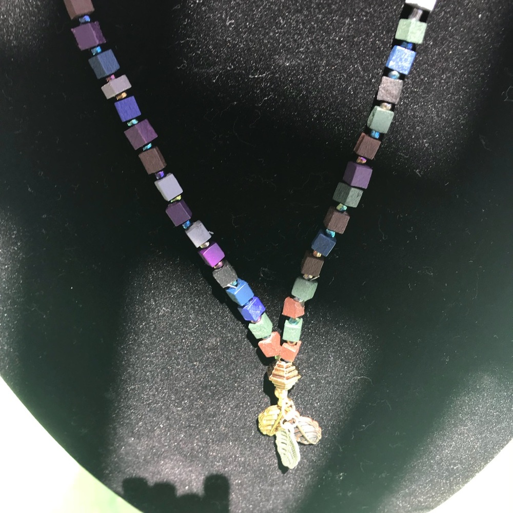 Handmade necklace - Picture 2 of 2